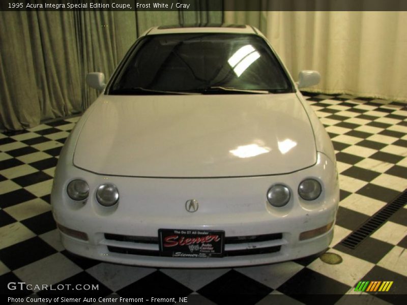 Frost White / Gray 1995 Acura Integra Special Edition Coupe
