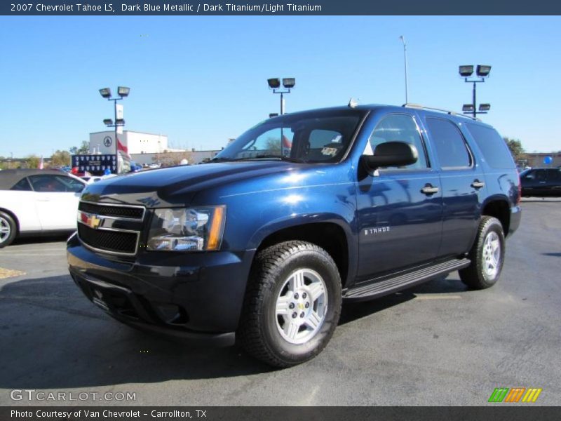 Front 3/4 View of 2007 Tahoe LS