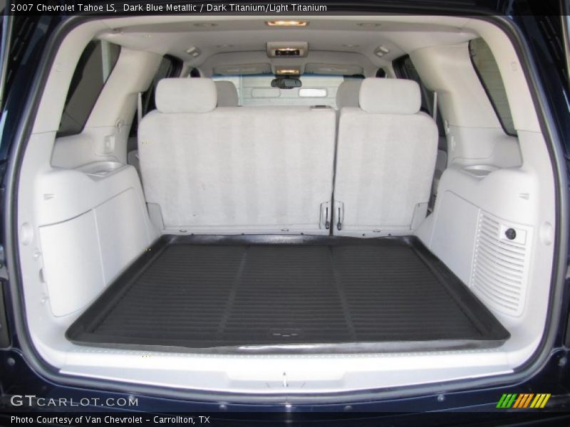  2007 Tahoe LS Trunk