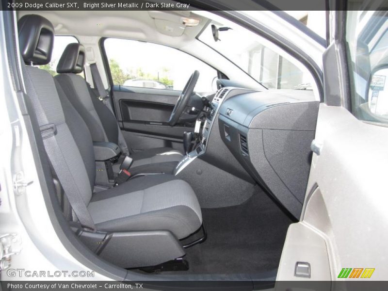 Bright Silver Metallic / Dark Slate Gray 2009 Dodge Caliber SXT