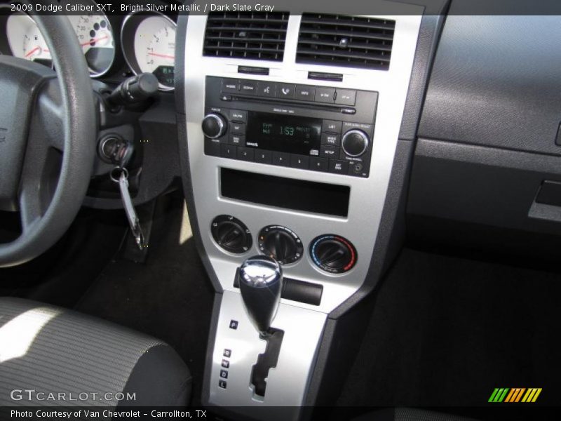 Bright Silver Metallic / Dark Slate Gray 2009 Dodge Caliber SXT