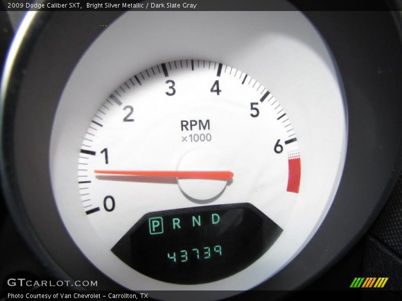 Bright Silver Metallic / Dark Slate Gray 2009 Dodge Caliber SXT