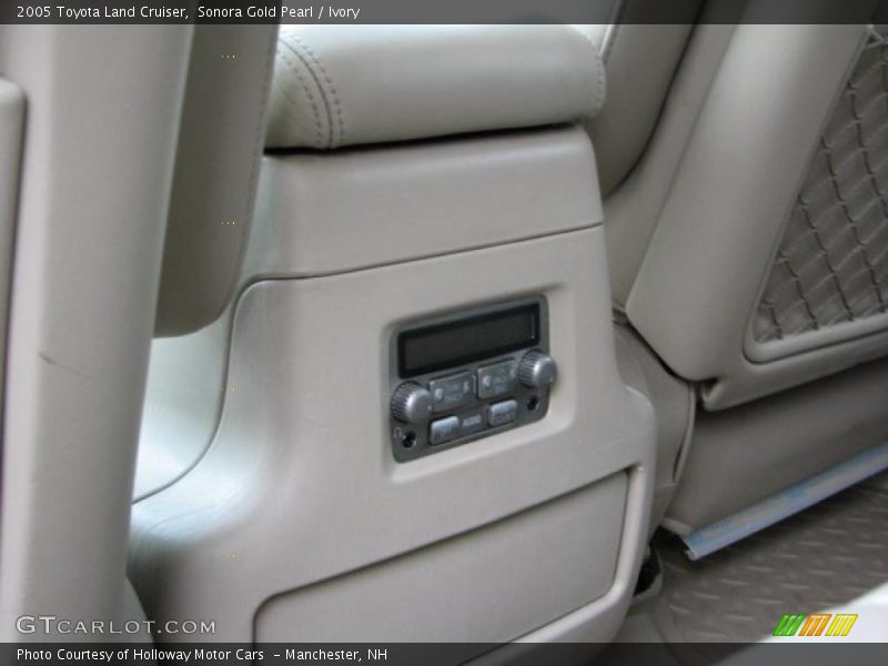 Sonora Gold Pearl / Ivory 2005 Toyota Land Cruiser