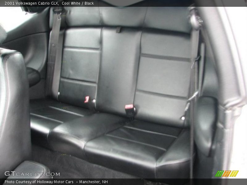 Cool White / Black 2001 Volkswagen Cabrio GLX
