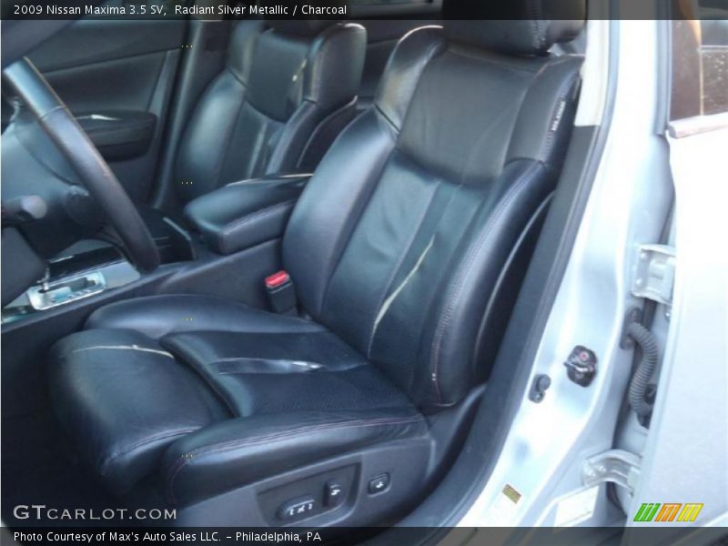 Radiant Silver Metallic / Charcoal 2009 Nissan Maxima 3.5 SV