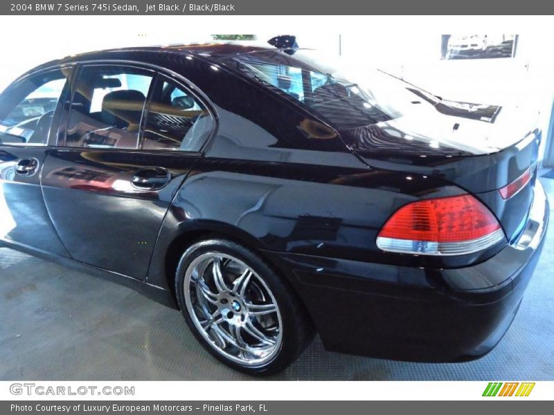 Jet Black / Black/Black 2004 BMW 7 Series 745i Sedan
