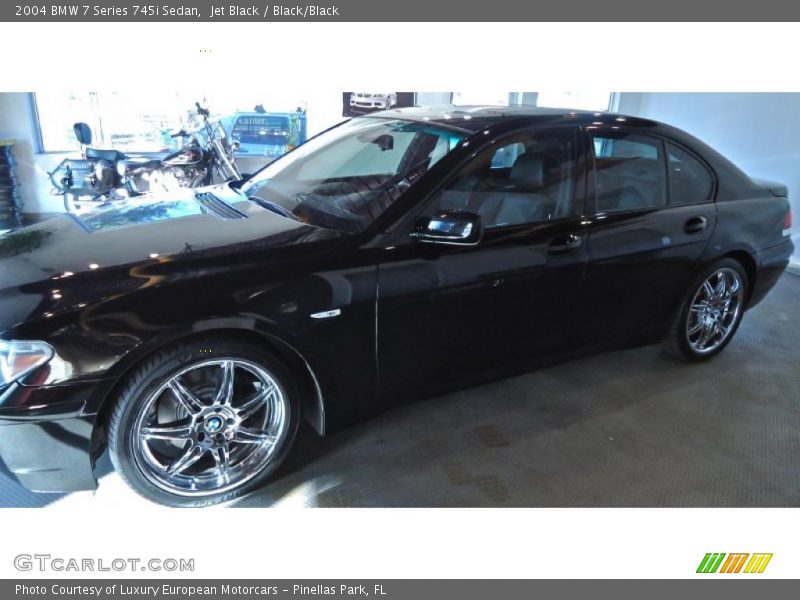 Jet Black / Black/Black 2004 BMW 7 Series 745i Sedan