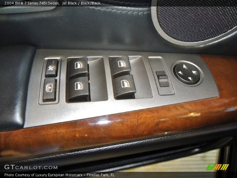 Jet Black / Black/Black 2004 BMW 7 Series 745i Sedan