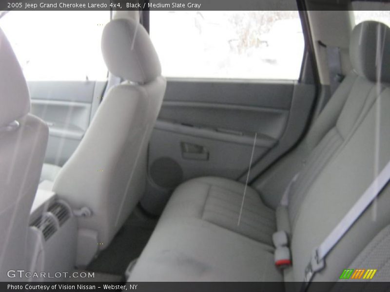 Black / Medium Slate Gray 2005 Jeep Grand Cherokee Laredo 4x4