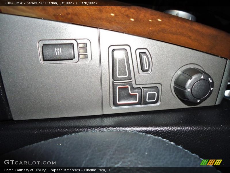Jet Black / Black/Black 2004 BMW 7 Series 745i Sedan