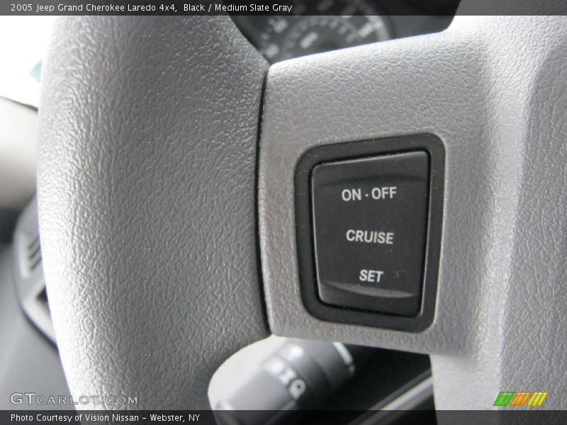 Black / Medium Slate Gray 2005 Jeep Grand Cherokee Laredo 4x4