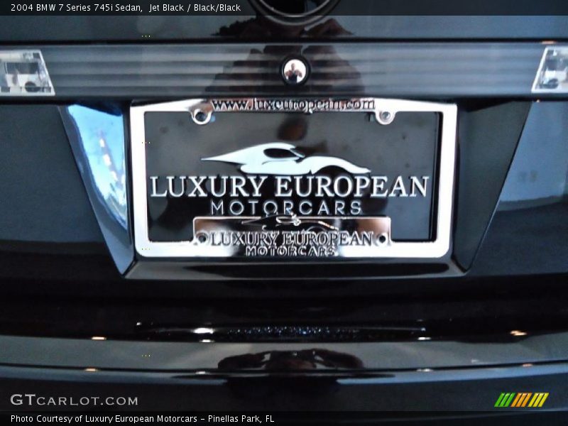Jet Black / Black/Black 2004 BMW 7 Series 745i Sedan