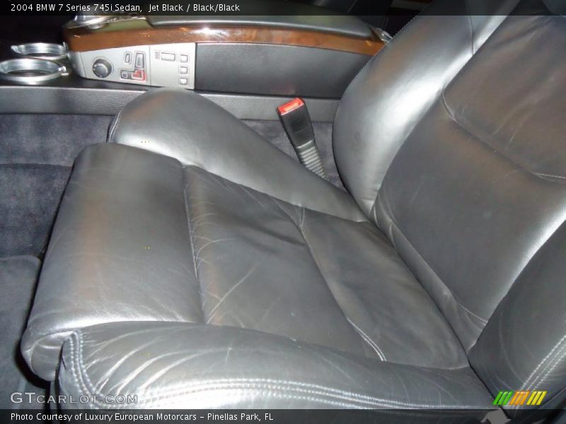 Jet Black / Black/Black 2004 BMW 7 Series 745i Sedan