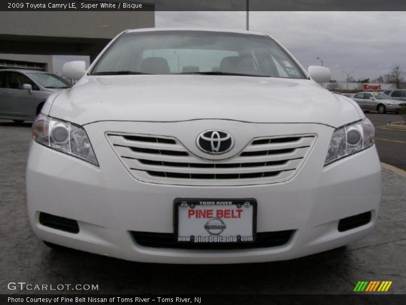 Super White / Bisque 2009 Toyota Camry LE