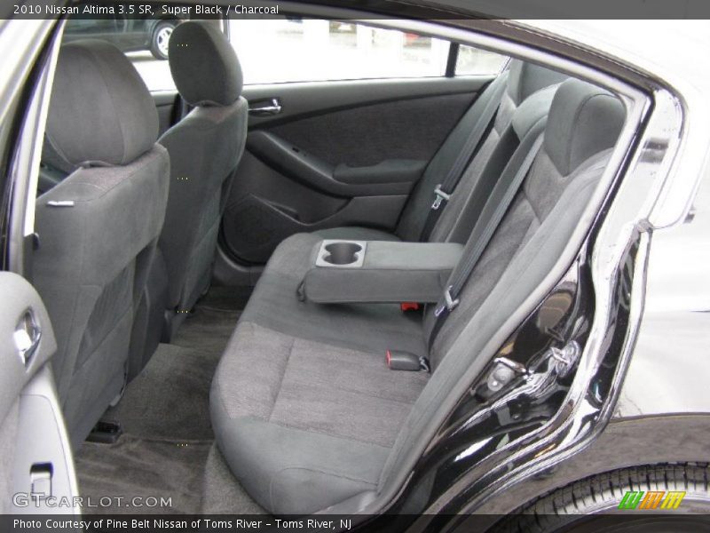  2010 Altima 3.5 SR Charcoal Interior