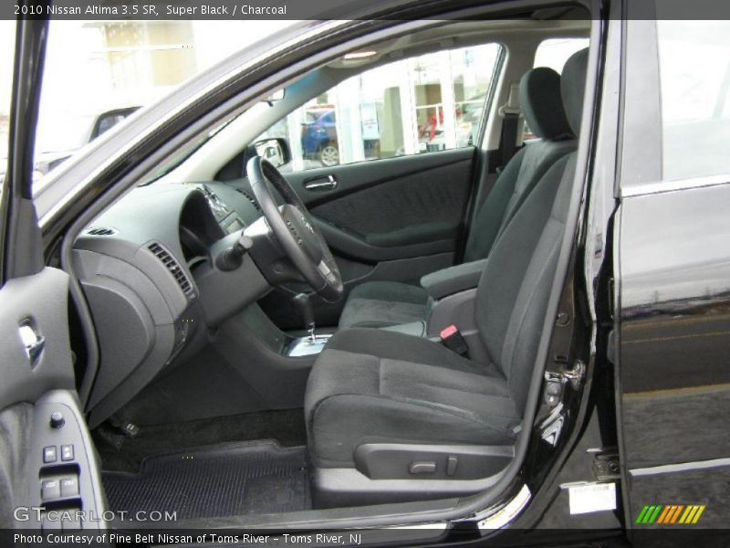  2010 Altima 3.5 SR Charcoal Interior