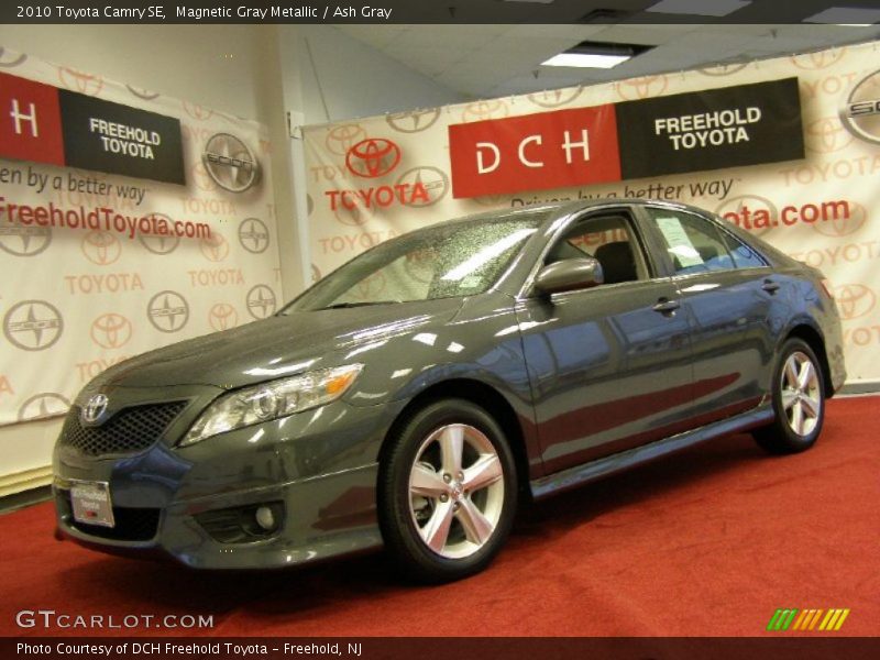 Magnetic Gray Metallic / Ash Gray 2010 Toyota Camry SE