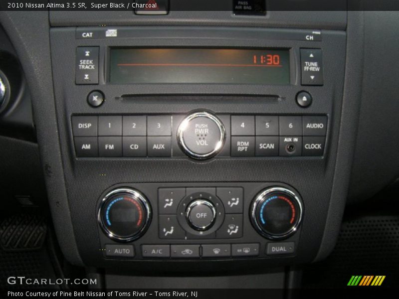 Controls of 2010 Altima 3.5 SR