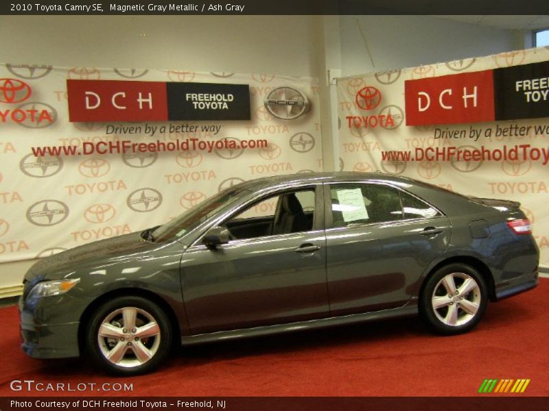 Magnetic Gray Metallic / Ash Gray 2010 Toyota Camry SE