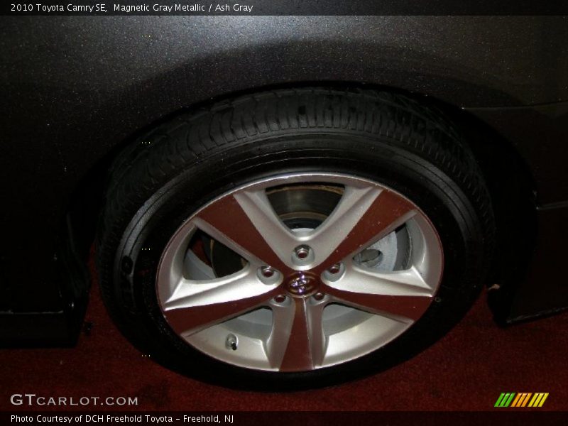 Magnetic Gray Metallic / Ash Gray 2010 Toyota Camry SE