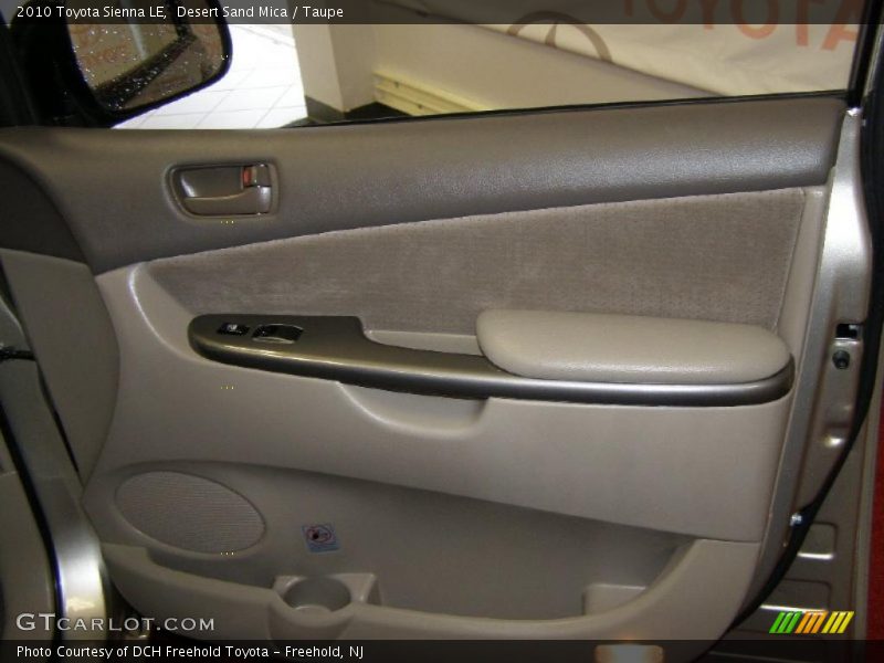 Desert Sand Mica / Taupe 2010 Toyota Sienna LE