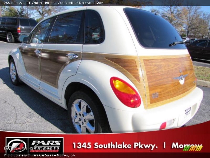 Cool Vanilla / Dark Slate Gray 2004 Chrysler PT Cruiser Limited