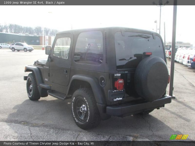 Black / Agate 1999 Jeep Wrangler SE 4x4