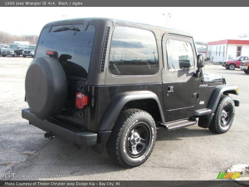 Black / Agate 1999 Jeep Wrangler SE 4x4