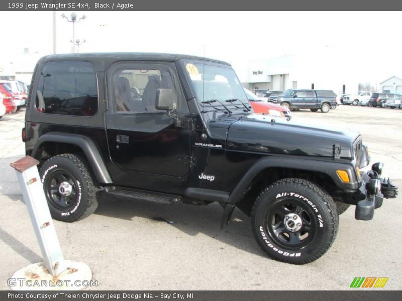 Black / Agate 1999 Jeep Wrangler SE 4x4