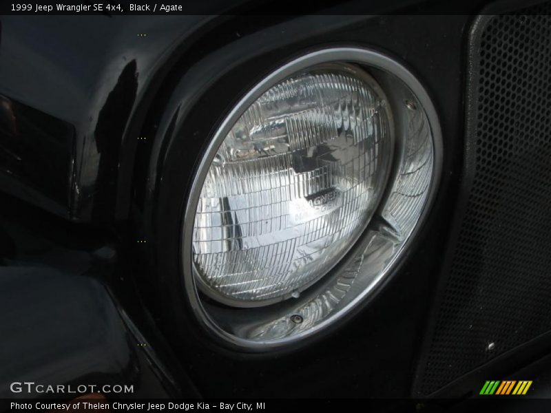Black / Agate 1999 Jeep Wrangler SE 4x4