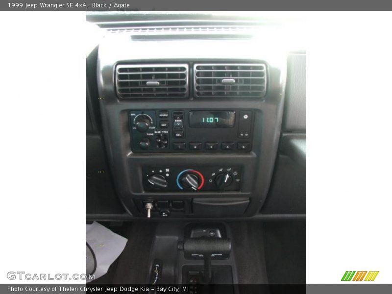 Black / Agate 1999 Jeep Wrangler SE 4x4