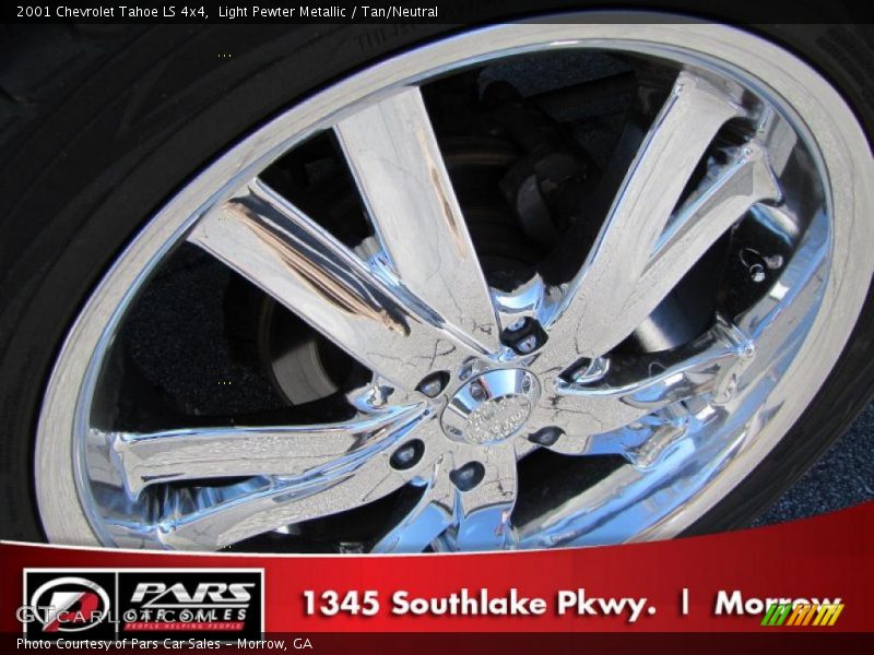 Light Pewter Metallic / Tan/Neutral 2001 Chevrolet Tahoe LS 4x4