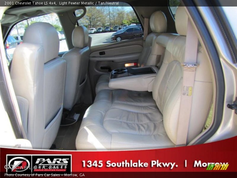 Light Pewter Metallic / Tan/Neutral 2001 Chevrolet Tahoe LS 4x4
