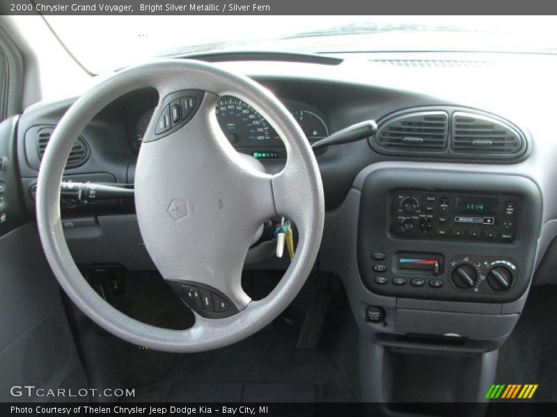 Dashboard of 2000 Grand Voyager 