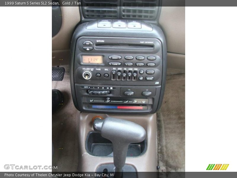 Gold / Tan 1999 Saturn S Series SL2 Sedan