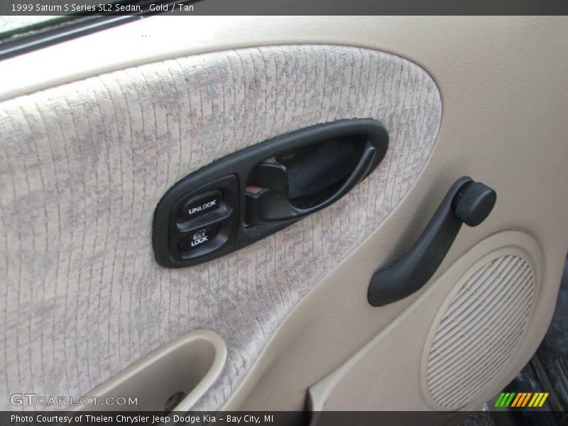 Gold / Tan 1999 Saturn S Series SL2 Sedan