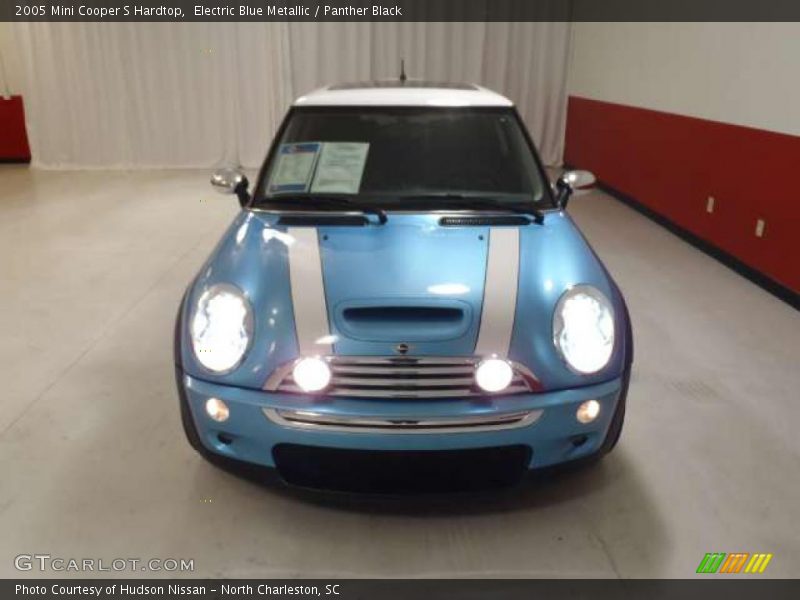Electric Blue Metallic / Panther Black 2005 Mini Cooper S Hardtop