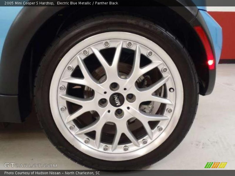 Electric Blue Metallic / Panther Black 2005 Mini Cooper S Hardtop