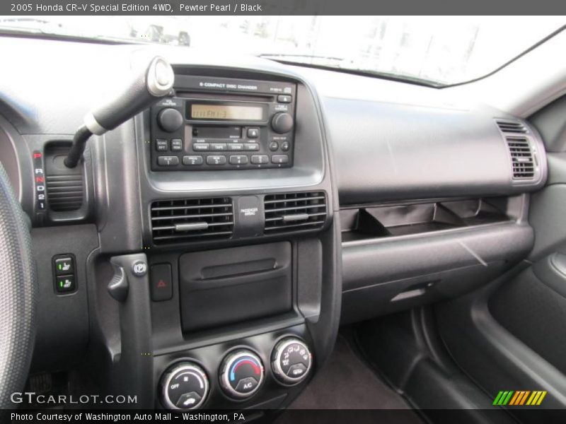 Pewter Pearl / Black 2005 Honda CR-V Special Edition 4WD
