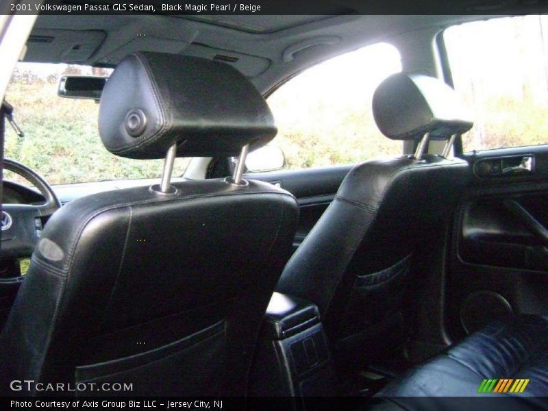 Black Magic Pearl / Beige 2001 Volkswagen Passat GLS Sedan