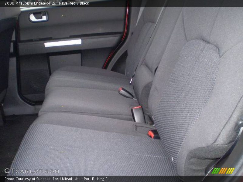 Rave Red / Black 2008 Mitsubishi Endeavor LS