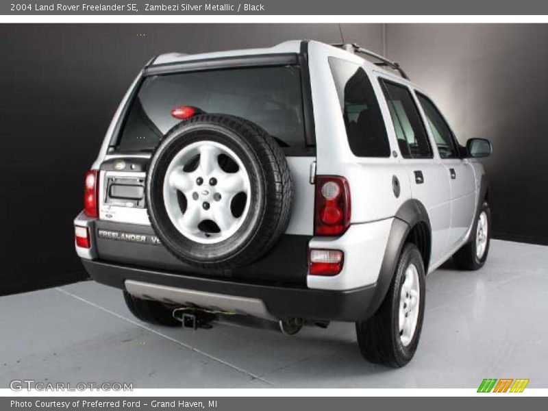 Zambezi Silver Metallic / Black 2004 Land Rover Freelander SE