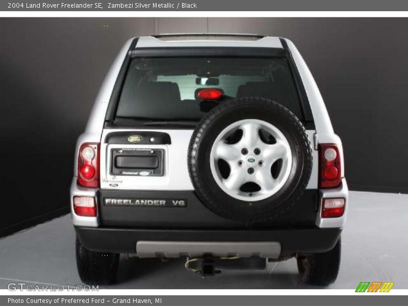Zambezi Silver Metallic / Black 2004 Land Rover Freelander SE