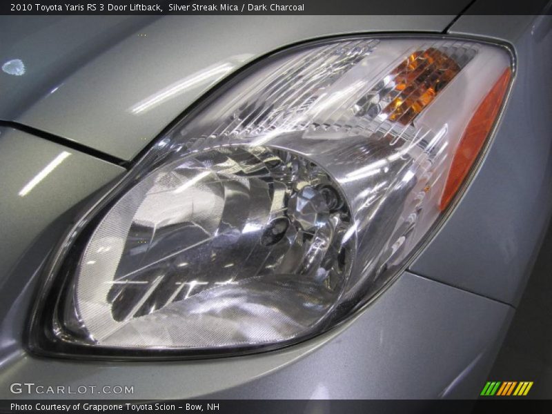 Silver Streak Mica / Dark Charcoal 2010 Toyota Yaris RS 3 Door Liftback