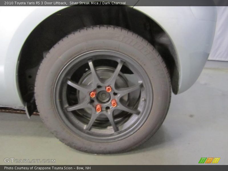 Silver Streak Mica / Dark Charcoal 2010 Toyota Yaris RS 3 Door Liftback