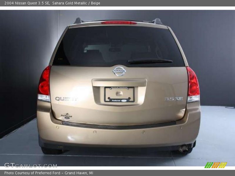 Sahara Gold Metallic / Beige 2004 Nissan Quest 3.5 SE