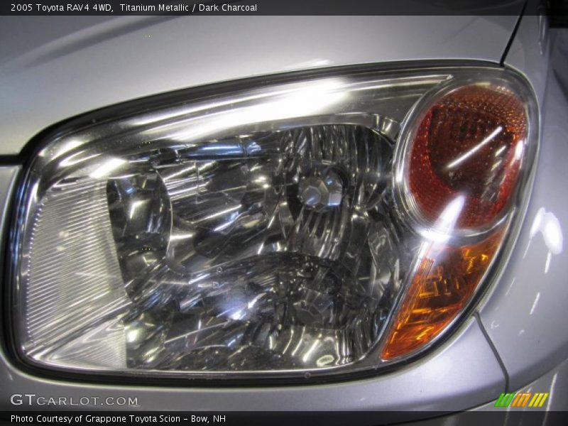 Titanium Metallic / Dark Charcoal 2005 Toyota RAV4 4WD