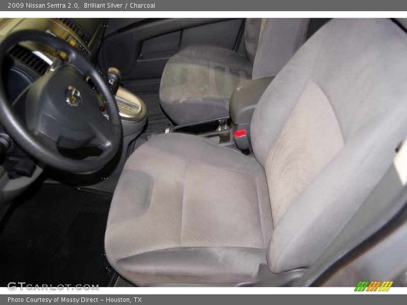 Brilliant Silver / Charcoal 2009 Nissan Sentra 2.0