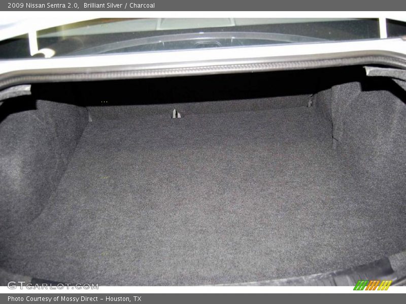 Brilliant Silver / Charcoal 2009 Nissan Sentra 2.0