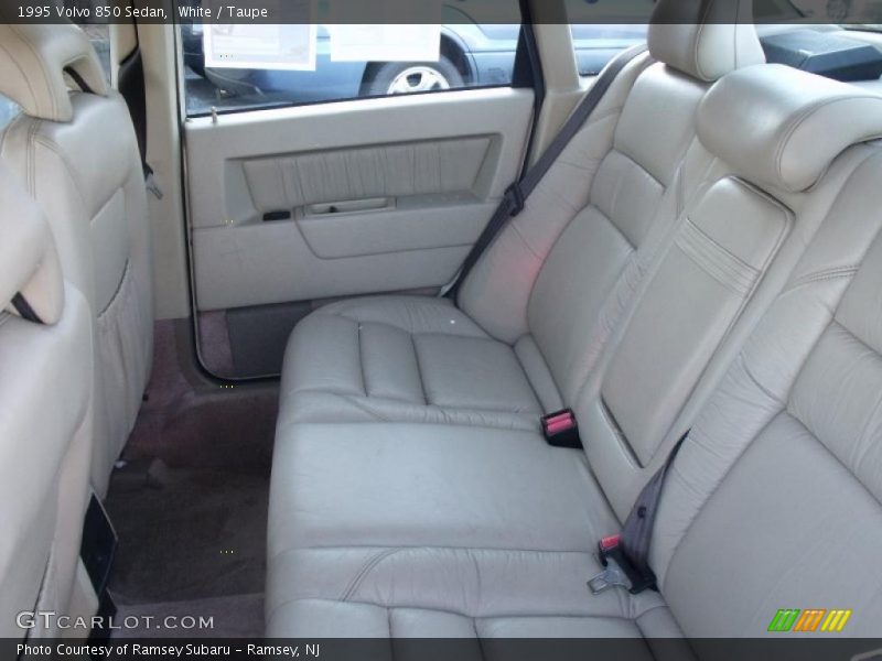 White / Taupe 1995 Volvo 850 Sedan